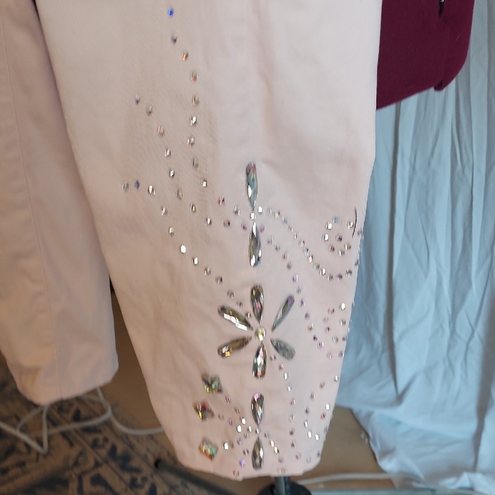 STYLE & CO stretch denim jreans. Soft pink. Size 18. Custom embellished